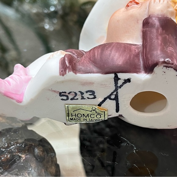 🌸Vintage🌸 Vintage Hand Painted Homco Porcelain Pixie Elf Figurines - Picture 8 of 9